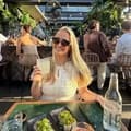 Paige | Travel & Lifestyle Creator, United Kingdom Date Night influencer