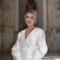 Kate Ozerov, United Kingdom Hotels & Staycations influencer
