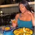 @the_hungrybaddie the food influencer