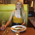 @lotseats the food influencer
