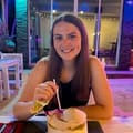 @annie_thefoodie the food influencer