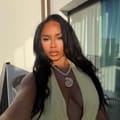 @officialdeniasx the food influencer