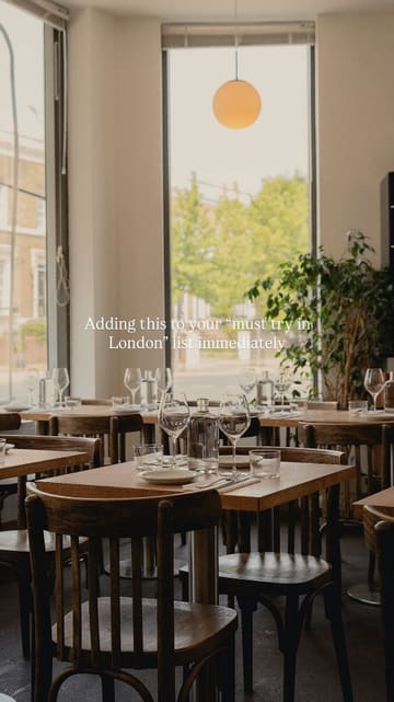 A short, aesthetic montage showcasing the interior, menu, drinks, and various dishes at Albers in De Beauvoir, London. The video highlights the restaurant's atmosphere and food presentation.