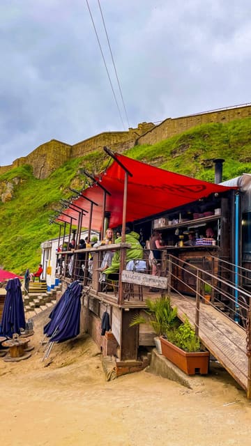 A listicle-style video guide showcasing a variety of breakfast spots, independent shops, and coffee venues in Tynemouth, concluding with local activities like visiting the market and beach.