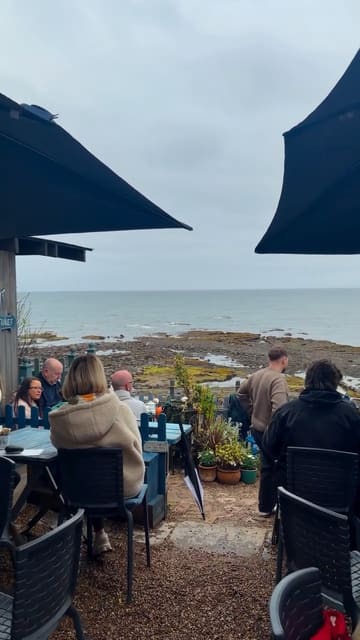 This video documents a day trip itinerary in Scotland organized by Timberbush Tours. It features stops at Crail Harbour Gallery and Tearoom, Cambo Estate, St Andrews, and the Port of Leith Distillery, highlighting the scenery, food, and activities available at each location.