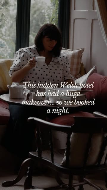 A couple provides a comprehensive and visually appealing tour of the newly renovated Penmaenuchaf hotel in Wales, showcasing the unique interior design, individual room themes, the cozy record room, and the dining experience.