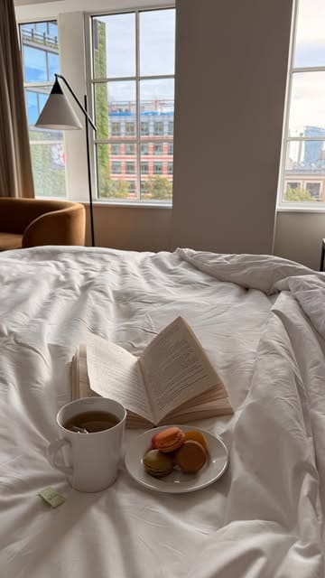 A 24-hour travel vlog showcasing a stay at the Hyatt Regency London Blackfriars, highlighting the hotel room, nearby London landmarks like St Paul's and Borough Market, and dining experiences within the hotel.