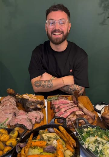 A vibrant, fast-paced vlog showcasing a family-style Sunday roast experience at Fennell. The video features the creator and guests enjoying a variety of sharing starters, large cuts of meat carved at the table, communal sides, and indulgent sharing desserts, emphasizing the generous, celebratory atmosphere of the meal.
