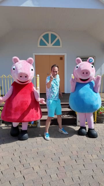 A creator visits Peppa Pig World at Paultons Park and the Peppa Pig Afternoon Tea at Brigit's Bakery in London, documenting the experience for families and fans of the show.