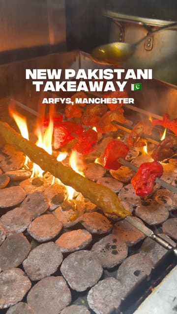 A fast-paced, engaging review of a new Pakistani takeaway in Manchester, showcasing the cooking process, menu items, and the creator's reaction to the food.