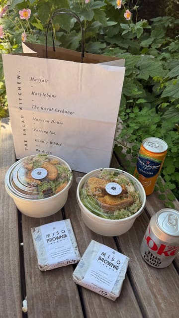 A short, visually clean tour of The Salad Kitchen, highlighting the ordering process, menu options, and the final salad bowl presentation.