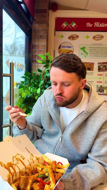 A creator reviews the new spice bag from Romayo's Diner, showcasing the preparation process, the various sauce options, and his personal taste test of the meal.