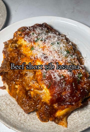 A step-by-step recipe tutorial for making beef short rib lasagna, showing the preparation of the ragu, the bechamel sauce, and the assembly of the dish.