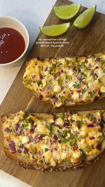 A concise recipe tutorial demonstrating the preparation of cottage cheese toast, featuring Yeo's Calamansi Lime Chilli Sauce as a key ingredient.