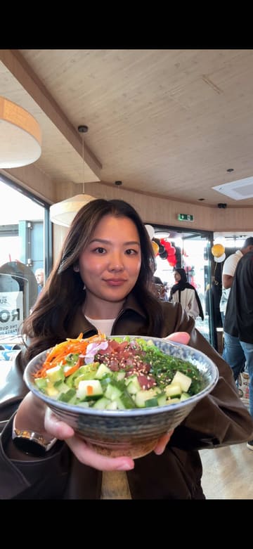 A promotional vlog showcasing the opening of a new 'The Sushi Co' branch in Liverpool. The video features a variety of sushi dishes, the restaurant's interior, live music, and interactive activities like a 'spin to win' wheel and a caricature artist, providing a comprehensive look at the venue's atmosphere and offerings.