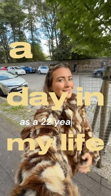 A day in the life vlog featuring a visit to a yoga class followed by a Sunday roast at McLaren's on the Corner in Edinburgh, ending with some home baking.