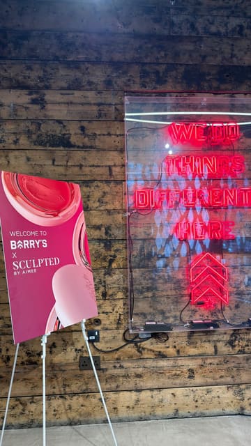 The creator documents her experience attending a Barry's Bootcamp class in Manchester while testing a new cream blush product to see if it survives an intense workout. The video takes the viewer through the entrance, the studio, the workout itself, and the changing room facilities, providing a comprehensive look at the venue and the experience.