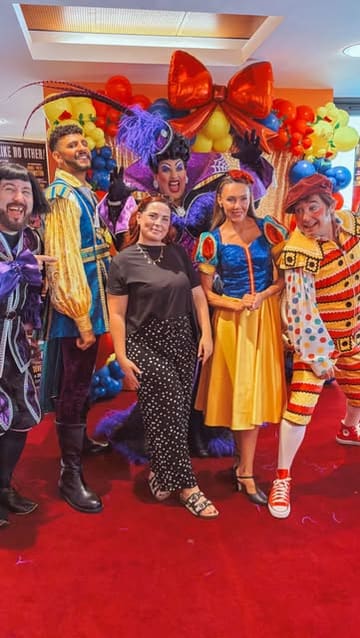 A behind-the-scenes look at the press day for the Whitley Bay Playhouse pantomime production of Snow White, featuring the cast, venue, and event catering.